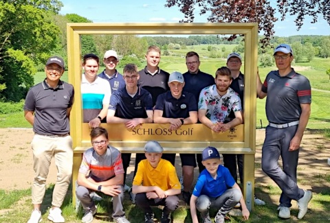 20220601_Jugend-Landeskader MV_mit Trainern_Einspielrunde 15.5.22 Bild