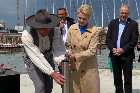 20220519_Grundsteinlegung-1 Bild