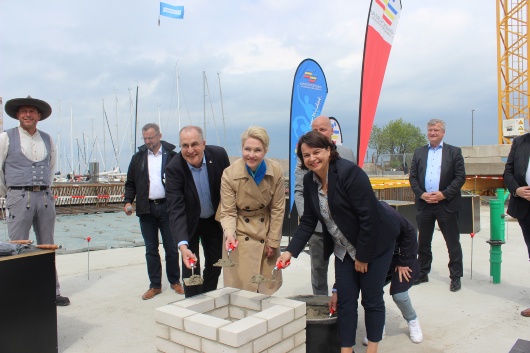 /MAKO/News/News-Bilder-2022/20220519_Grundsteinlegung-2.JPG