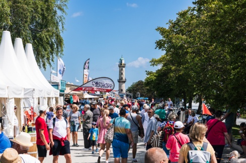 20220704_WarnemuenderWoche_KaiKoeckeritz Bild
