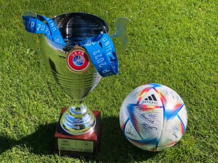 20220719_idS_Pokal Bild