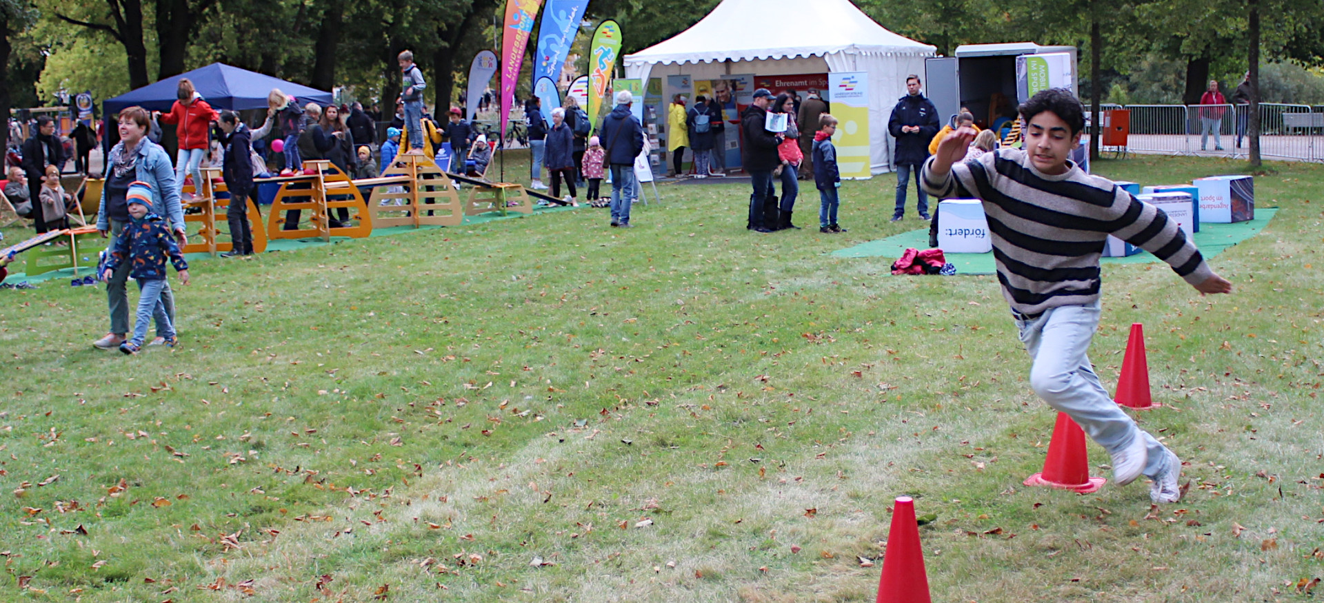 Slalomlauf mit dem Landesfußballverband MV ©LSB MV