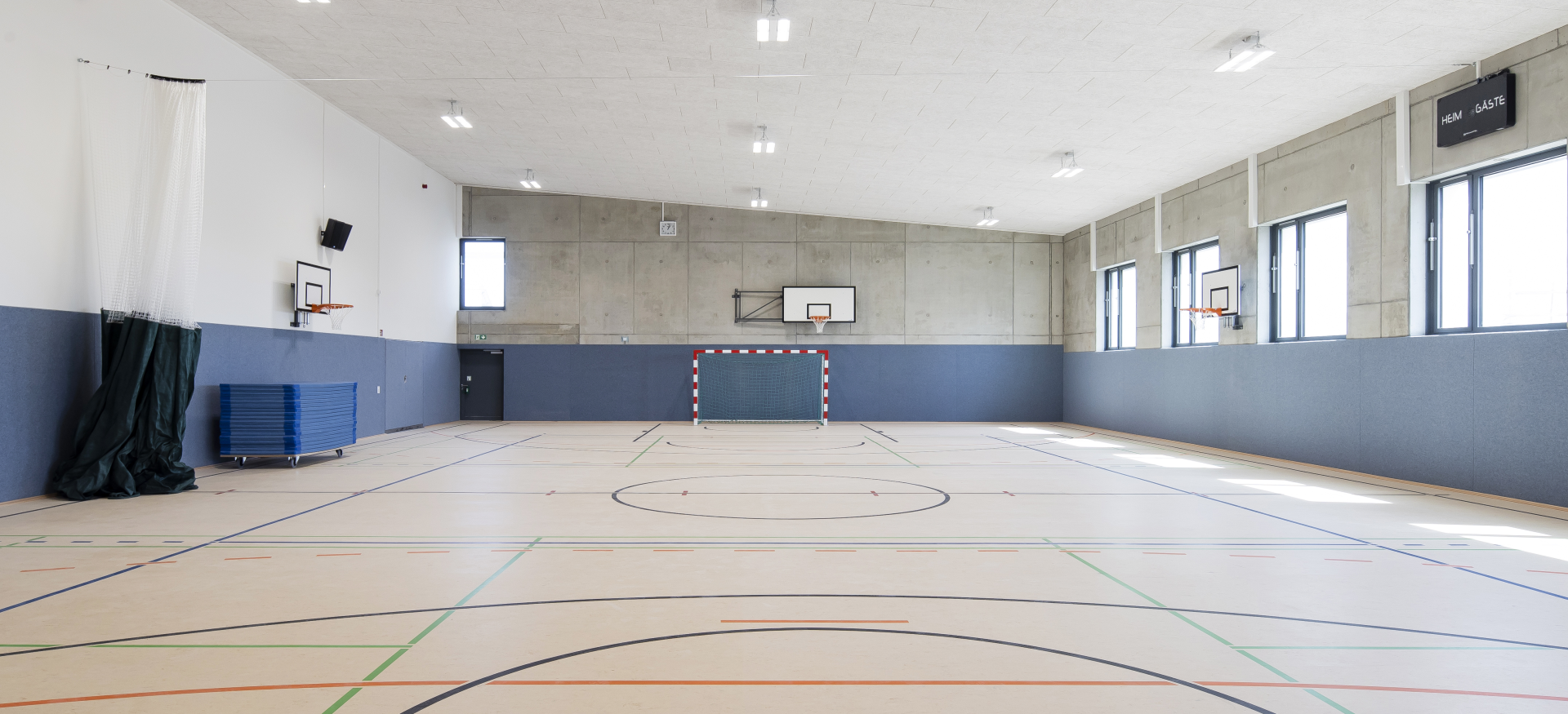 Sporthalle1