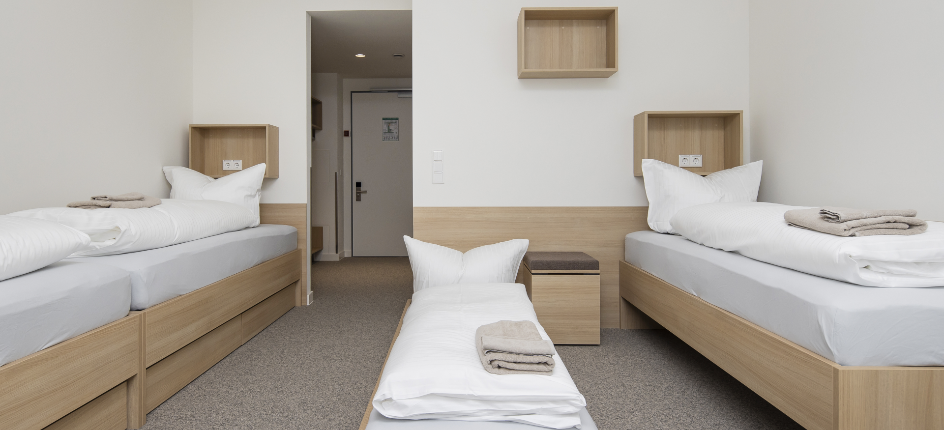 Silder_3-Bett-Zimmer